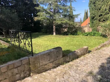 Maison avec jardin clôturé et vue montagne à Villeneuve-lès-Avignon : photo 33