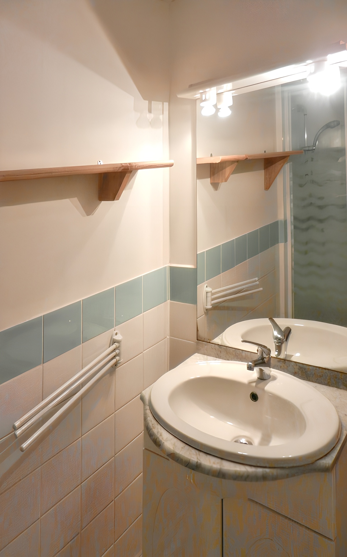 Appartement 12 pers. à Allevard avec piscine et vue montagne - Photo 7