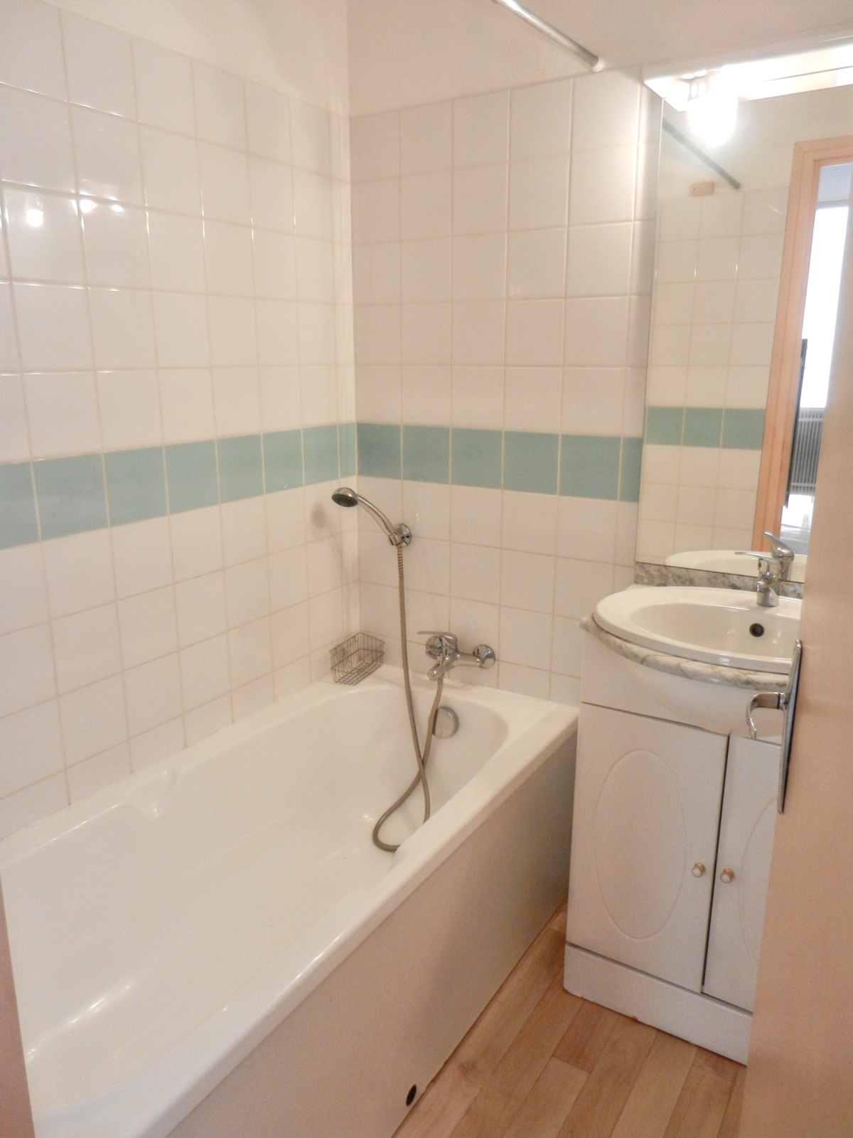 Appartement 12 pers. à Allevard avec piscine et vue montagne - Photo 12