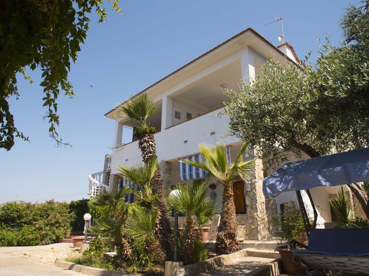 Maison 200 m² vue mer à San Giorgio, jardin barbecue - Photo 3