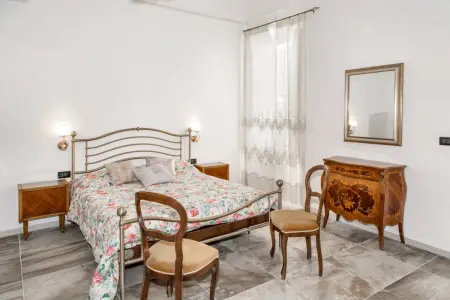 Appartement 150 m² avec balcon et vue ville à Siracusa : photo 2