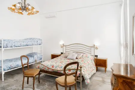 Appartement 150 m² avec balcon et vue ville à Siracusa : photo 6