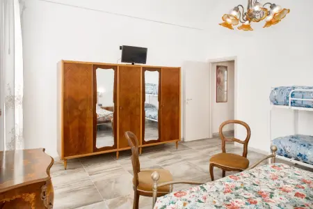 Appartement 150 m² avec balcon et vue ville à Siracusa : photo 11