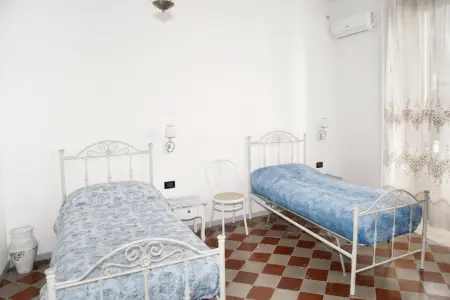 Appartement 150 m² avec balcon et vue ville à Siracusa : photo 13