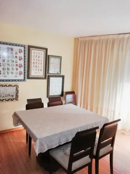 Location appartement à Potes, Appartement chaleureux à Potes, 105 m², vue montagne