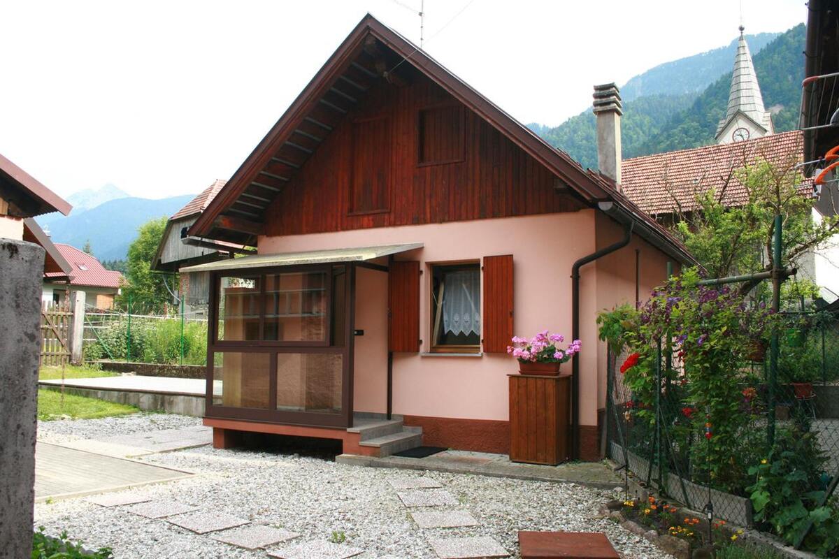 Maison 1 chambre à Pontebba, vue montagne et jardin clôturé - Photo 1