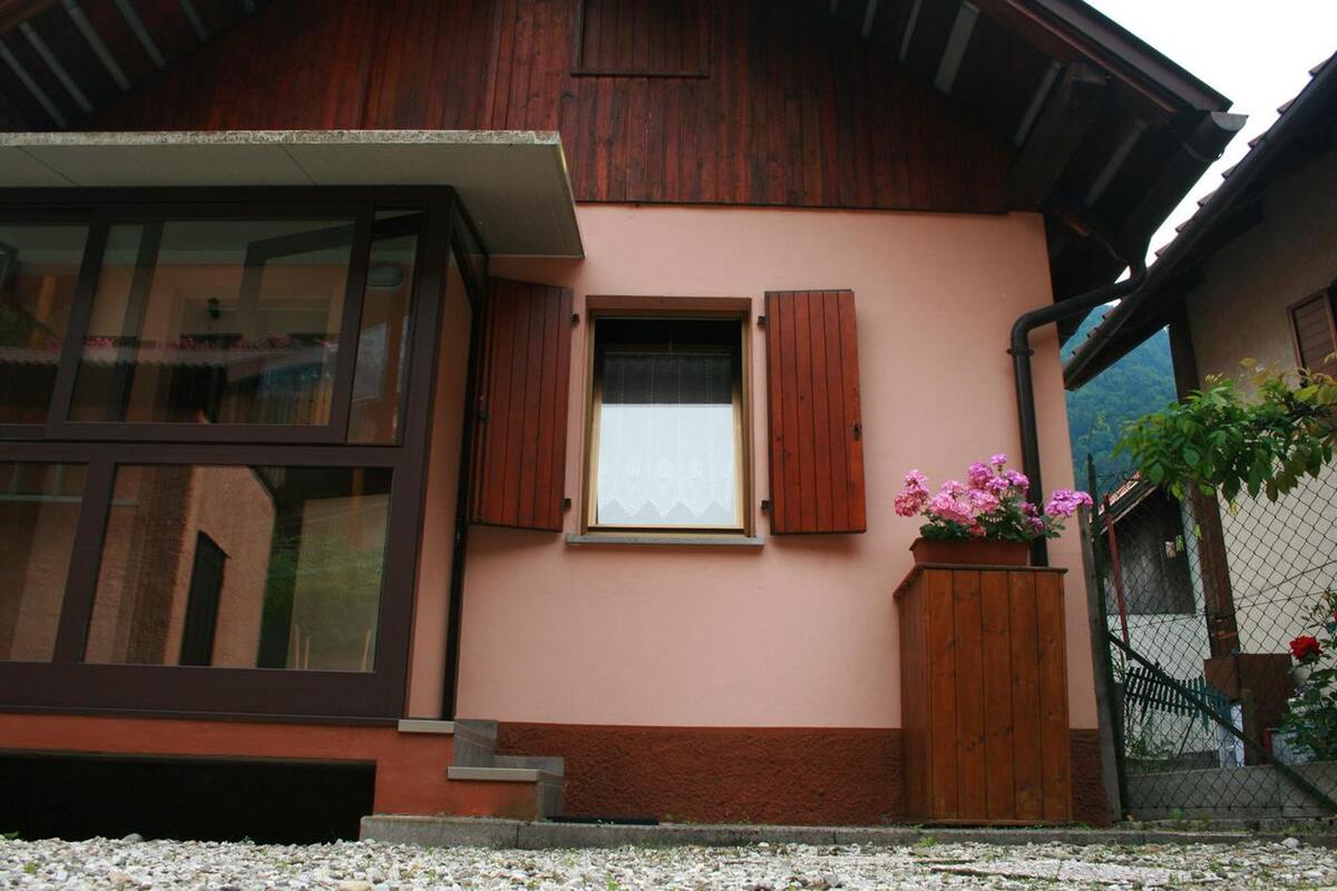 Maison 1 chambre à Pontebba, vue montagne et jardin clôturé - Photo 2