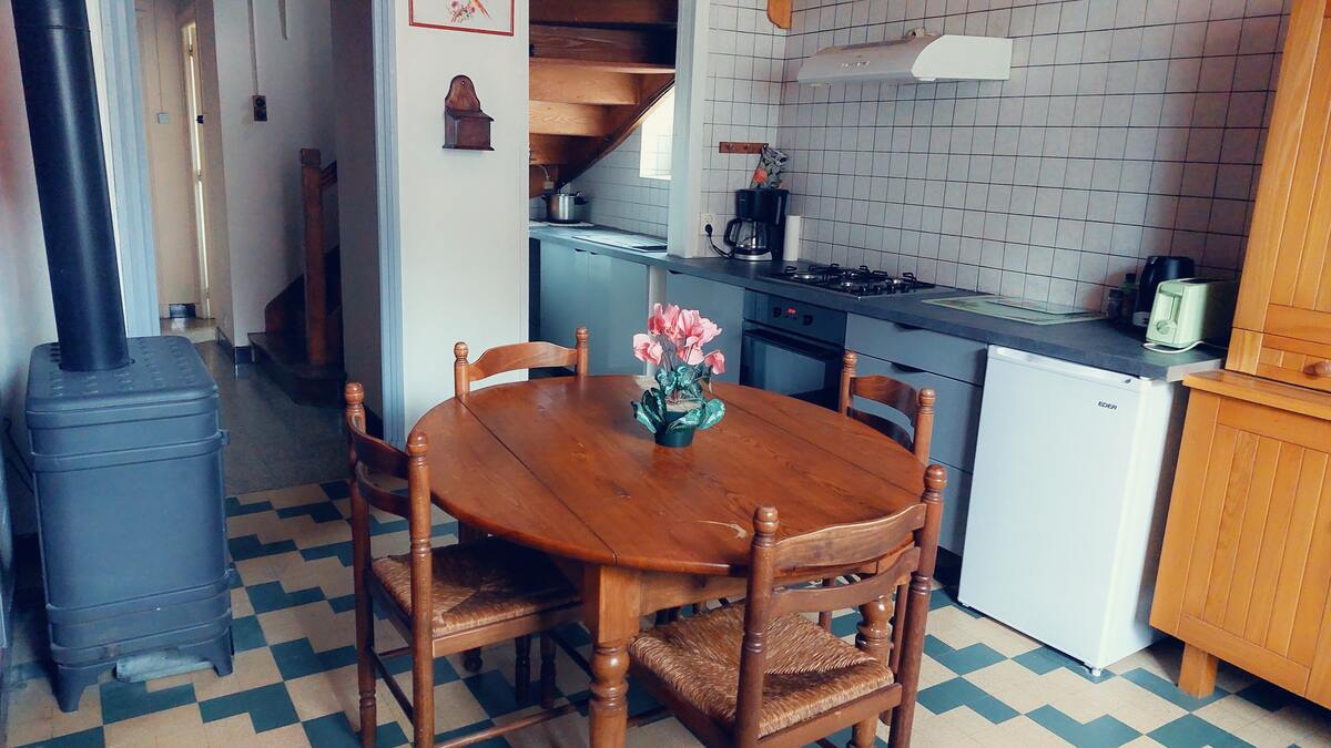 Maison 65 m² vue montagne, jardin avec tennis à Charix - Photo 4