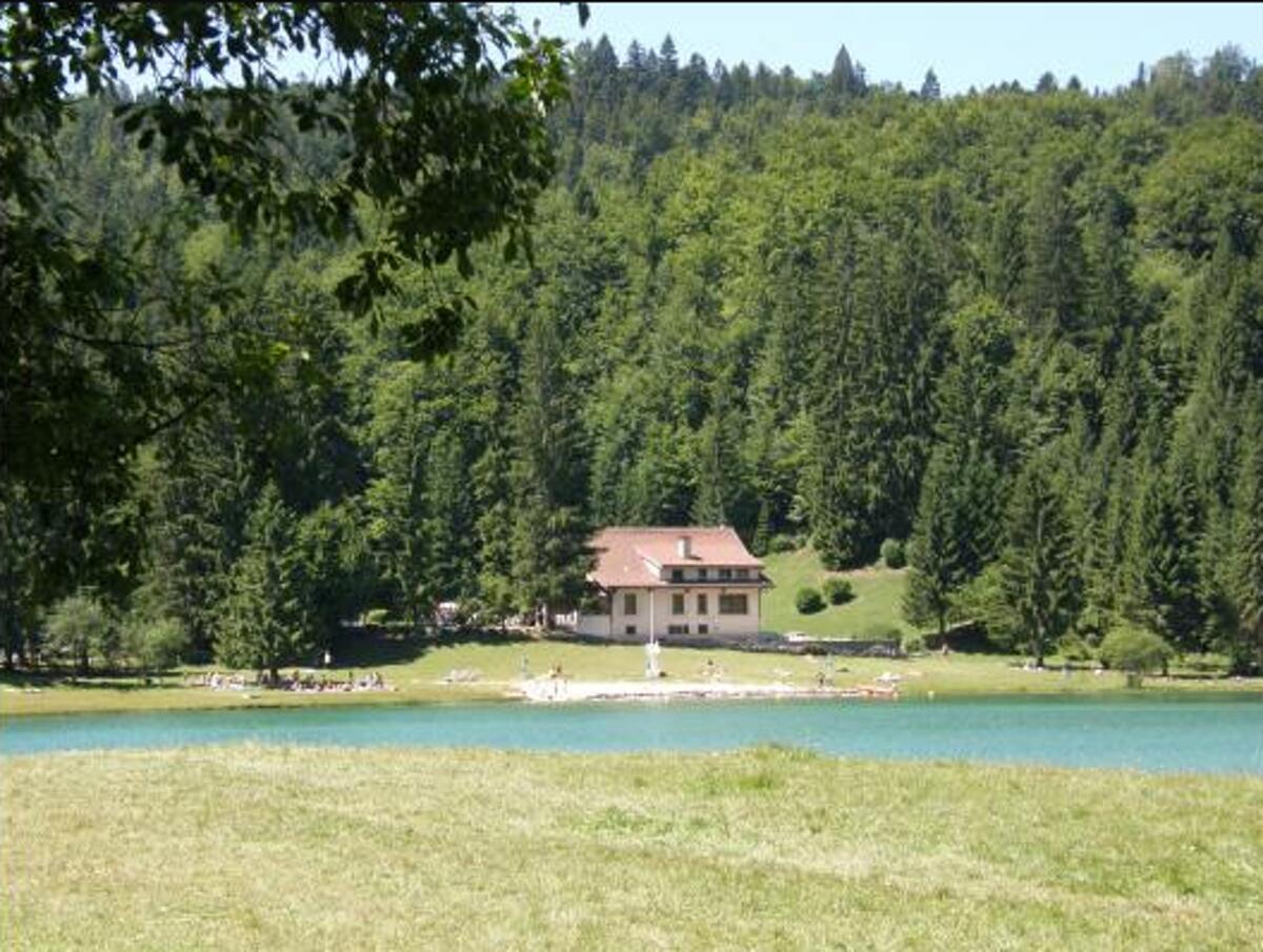 Maison 65 m² vue montagne, jardin avec tennis à Charix - Photo 15