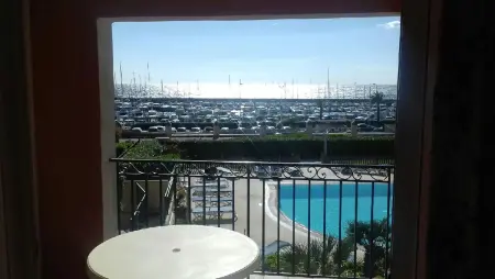 Appartement 1 chambre vue mer et piscine partagée, Six-Fours-les-Plages : photo 7