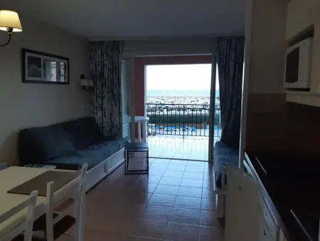 Appartement 1 chambre vue mer et piscine partagée, Six-Fours-les-Plages : photo 8