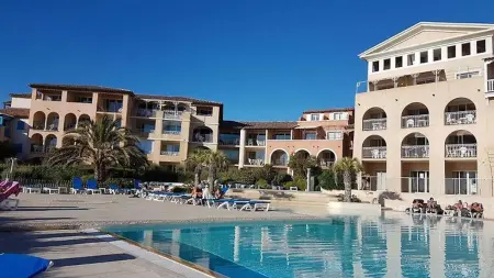 Appartement 1 chambre vue mer et piscine partagée, Six-Fours-les-Plages : photo 23
