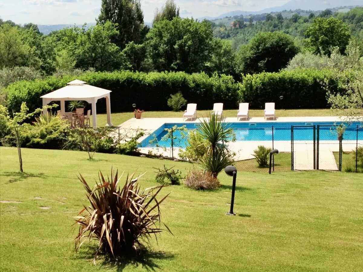 Villa 5 chambres avec piscine et terrain de jeux à Poggio Catino - Photo 1