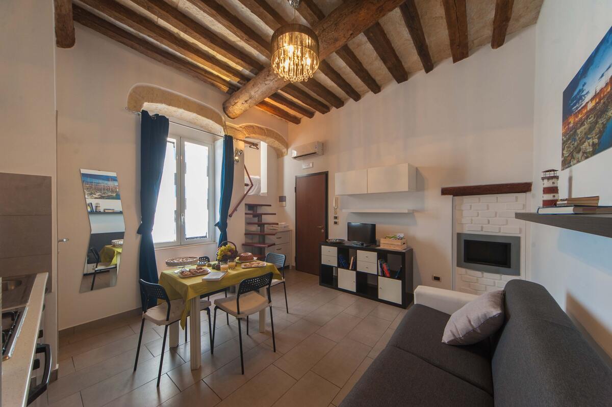 Appartement 50m² à Trani, vue ville et balcon - Photo 1