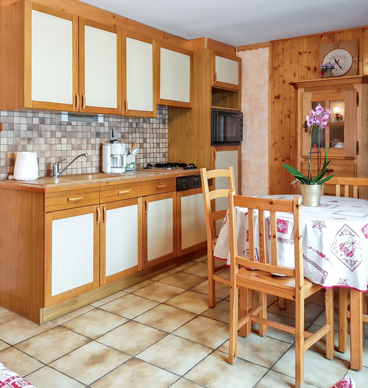 Studio 25 m² aux Gets, vue montagne et jardin - Photo 3