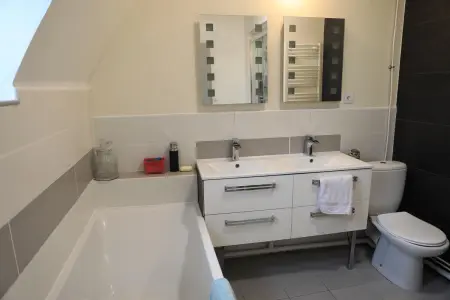 Maison accueillante à Arques-la-Bataille avec cheminée - Photo 10