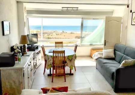 Location appartement à Le Grau du Roi, Appartement charmant au Grau-du-Roi avec piscine partagée