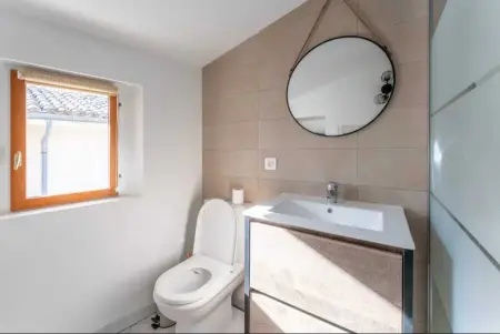 Appartement 50 m² avec parking au cœur de L'Isle-sur-la-Sorgue : photo 6