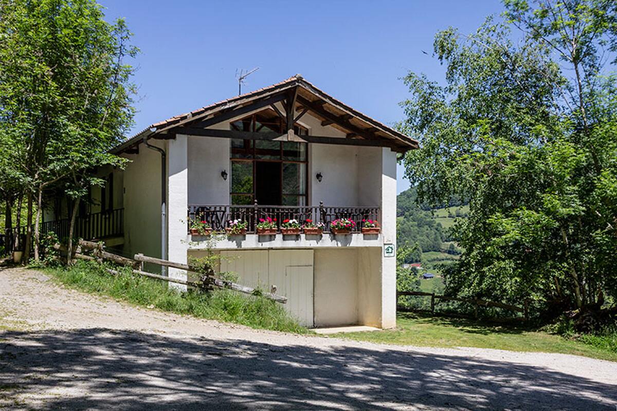 Maison 9 chambres, 22 personnes avec vue montagne à Gaindola - Photo 1