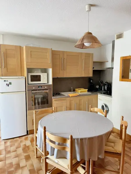 Appartement 2 chambres avec piscine partagée à Canet-en-Roussillon : photo 6