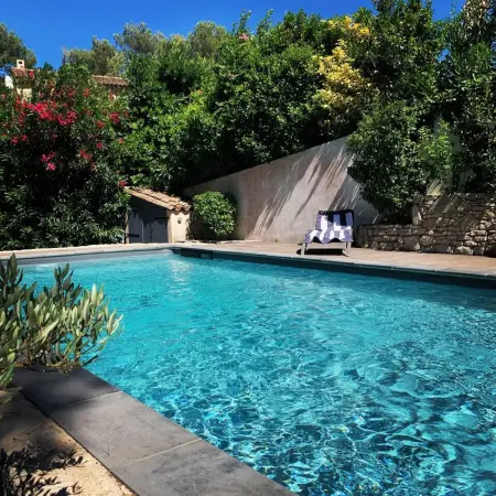 Villa avec piscine privée chauffable à Mallemort, 3 chambres : photo 16