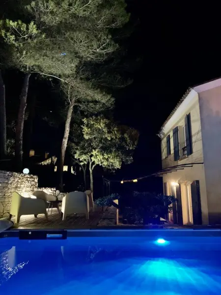 Villa avec piscine privée chauffable à Mallemort, 3 chambres : photo 19