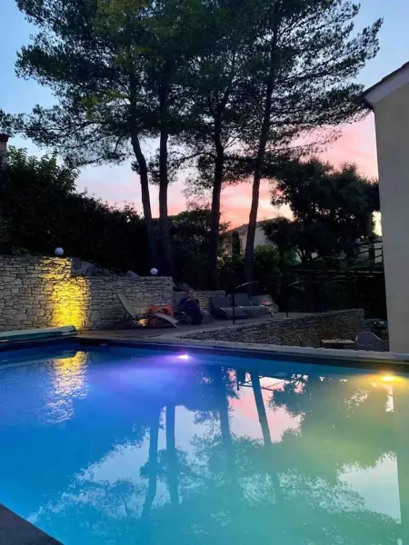 Villa avec piscine privée chauffable à Mallemort, 3 chambres : photo 21