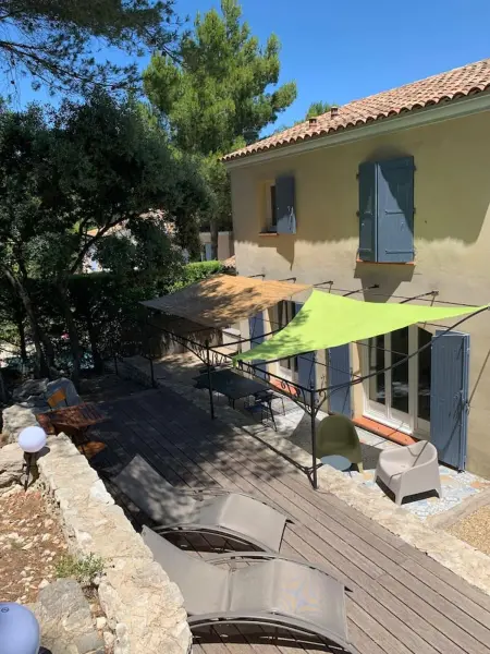 Villa avec piscine privée chauffable à Mallemort, 3 chambres : photo 26