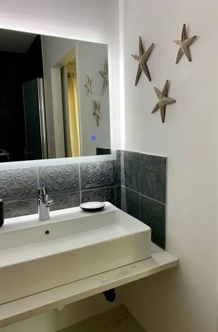 Villa avec piscine privée chauffable à Mallemort, 3 chambres : photo 32