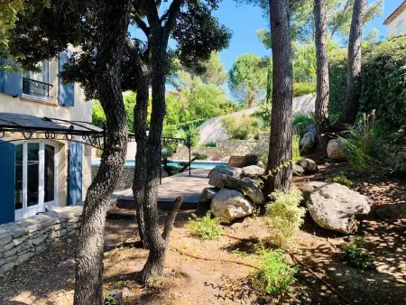 Villa avec piscine privée chauffable à Mallemort, 3 chambres : photo 33