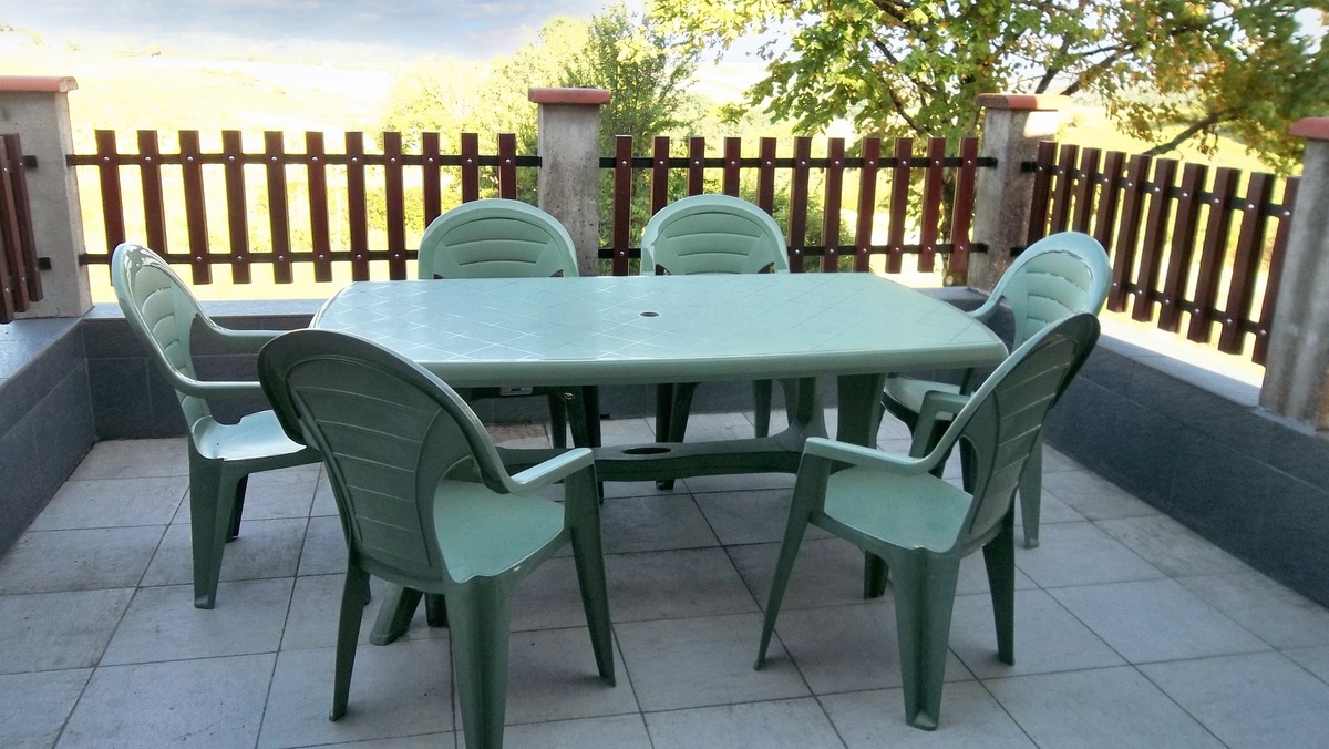 Maison familiale avec piscine partagée et jardin clos à Moissac - Photo 8
