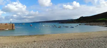 Studio avec jardin clos à Flamanville, à deux pas du littoral : photo 5