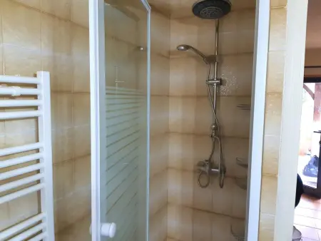 Maison avec piscine partagée à Saint-Genies, 6 personnes, 2 chambres : photo 6