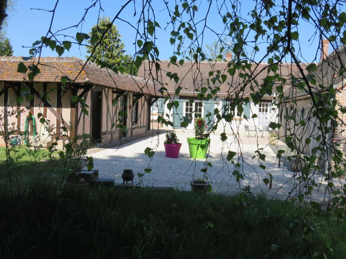 Maison 1 chambre avec jardin et table de ping-pong - Photo 18