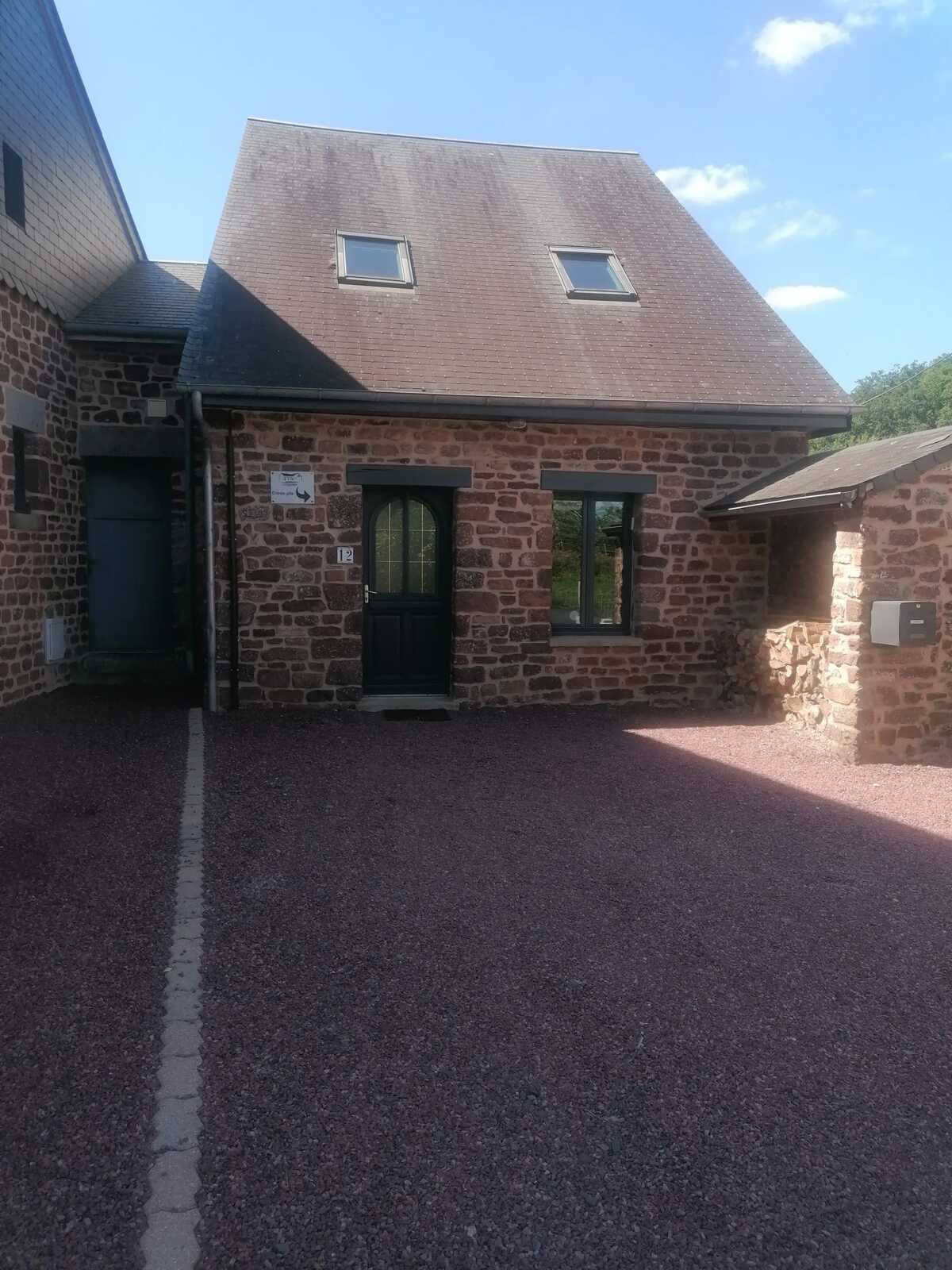 Maison 110 m² avec jardin clôturé à Gavray-sur-Sienne - Photo 6