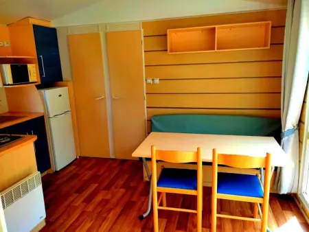 Location bungalow à Saint Chéron, Bungalow charmant à Saint-Chéron avec piscine partagée