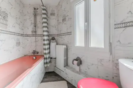 Maison conviviale à Bourbon-Lancy avec équipements modernes - Photo 12