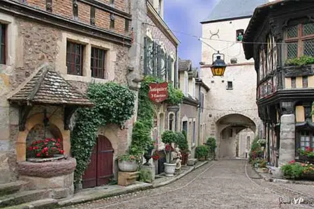 Maison conviviale à Bourbon-Lancy avec équipements modernes - Photo 21