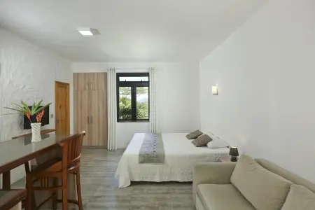 Studio 40 m² à Moka avec terrasse et vue montagne : photo 5