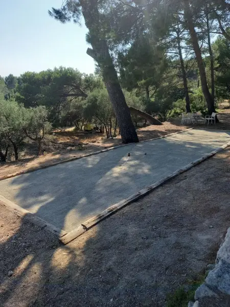 Villa 8 chambres à Mouriès avec piscine privée et vue montagne : photo 30