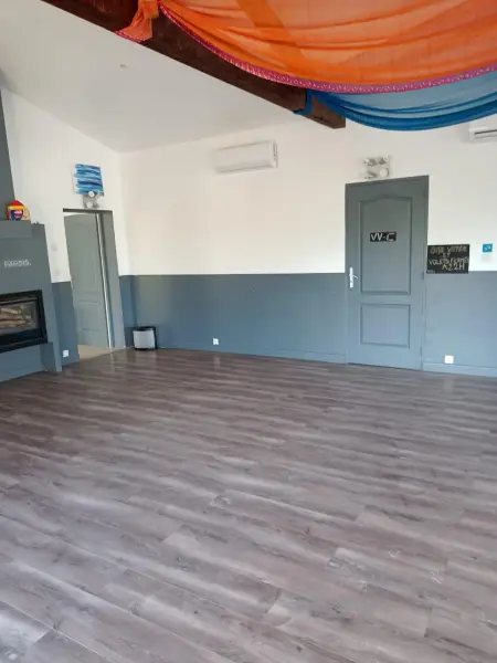 Villa 8 chambres à Mouriès avec piscine privée et vue montagne : photo 49