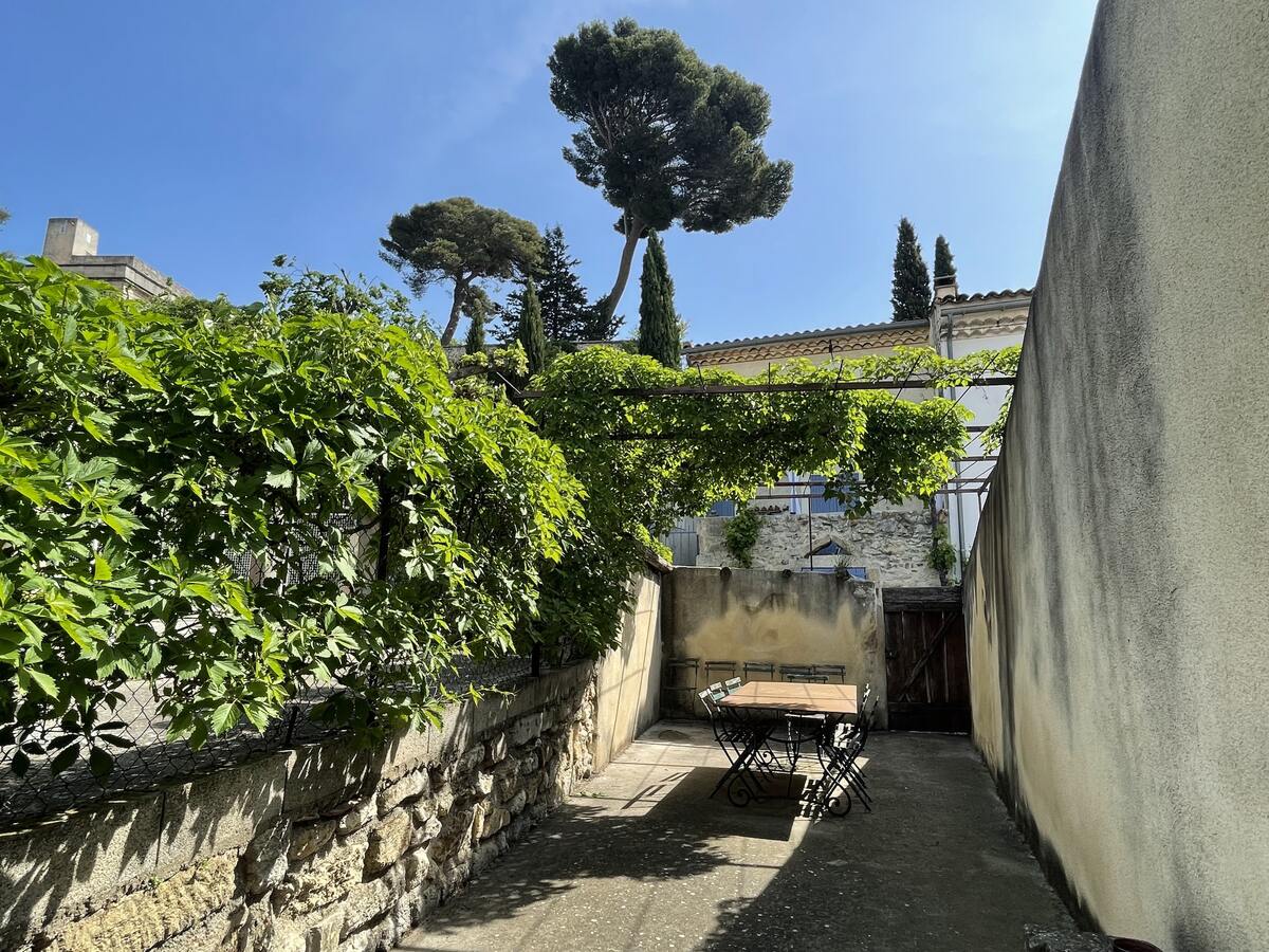 Maison 6 chambres Montfrin, 15 personnes, terrasse - Photo 5