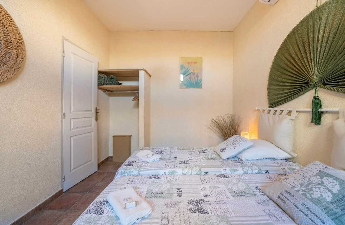 Maison 6 chambres Montfrin, 15 personnes, terrasse - Photo 16