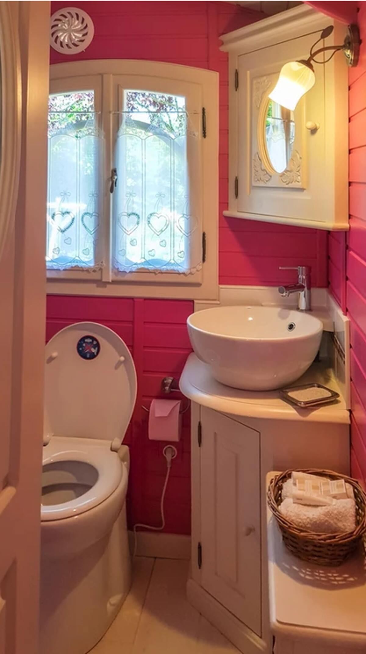 Bungalow 2 pers. à Bussac-Forêt, piscine et terrasse - Photo 3