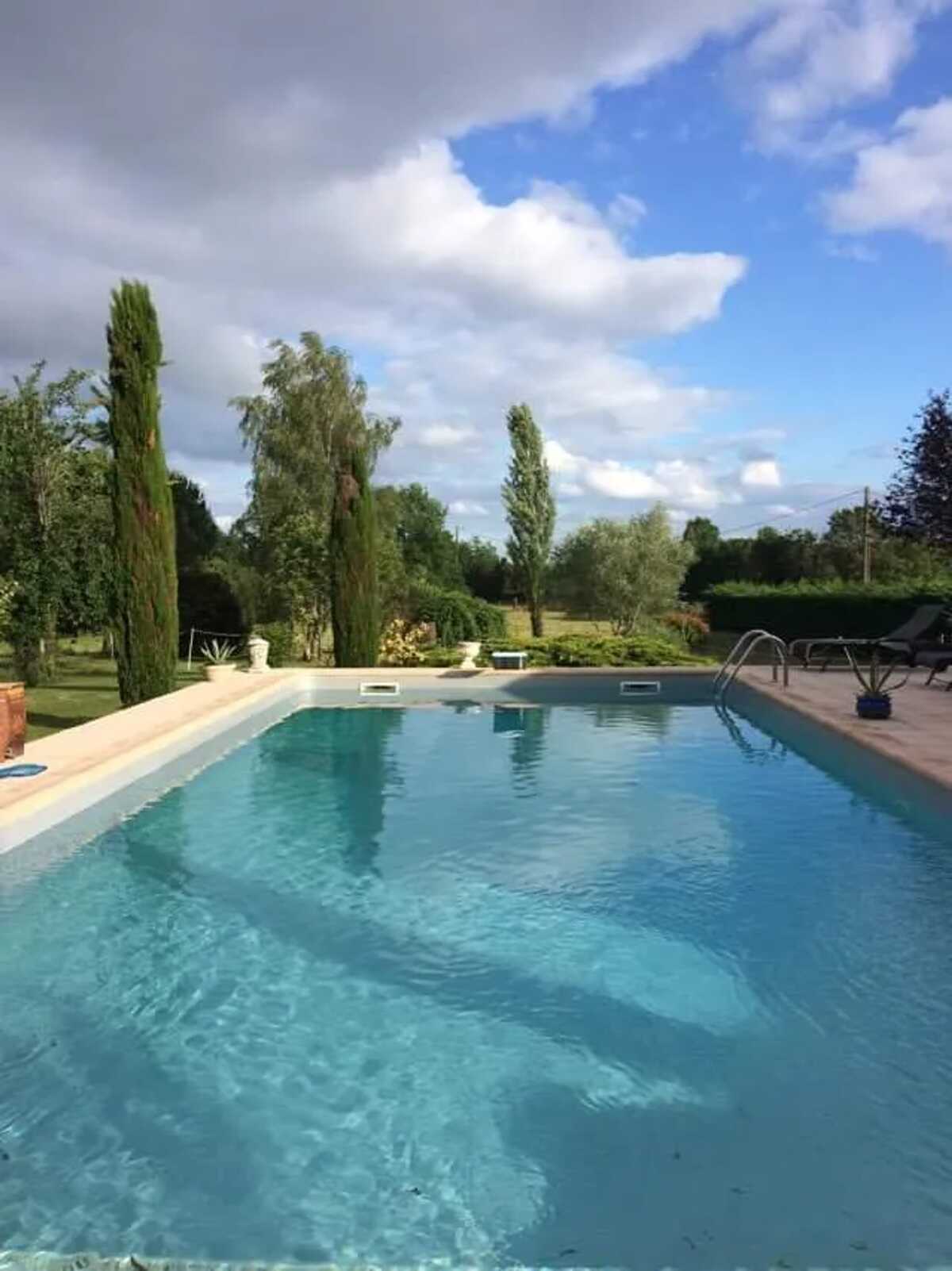 Studio 32 m² à Bio, terrasse avec piscine partagée - Photo 2