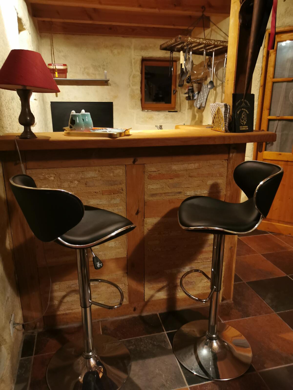 Studio 32 m² à Bio, terrasse avec piscine partagée - Photo 6