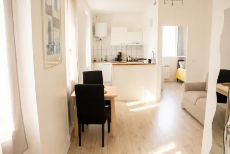 Appartement 38 m² à Rosny-sous-Bois avec vue ville et jardin : photo 3