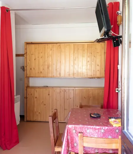 Studio avec balcon et vue montagne aux Belleville, 4 pers. : photo 3