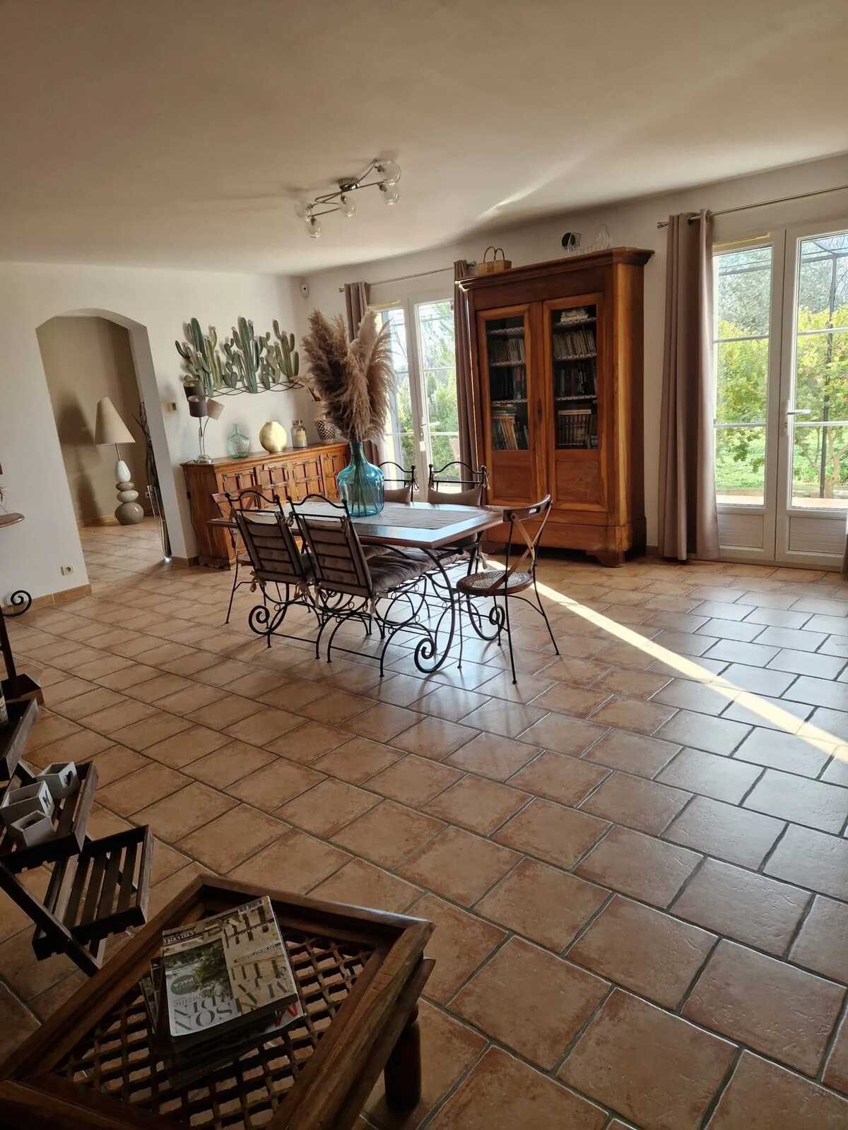 Villa provençale 150 m² à Arles - Piscine privée et jardin - Photo 3