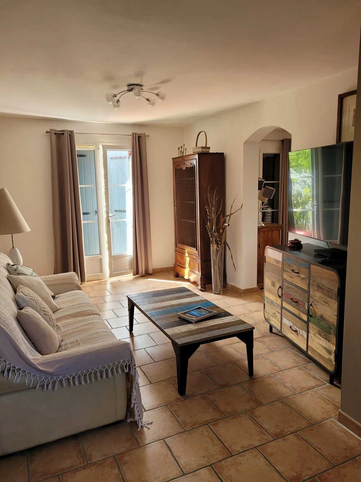 Villa provençale 150 m² à Arles - Piscine privée et jardin - Photo 5